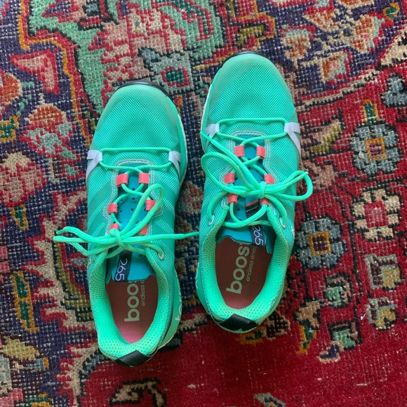 Adidas boost trail running shoes - Picture 1 of 4